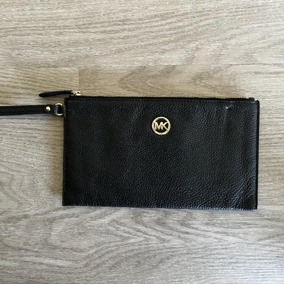 Michael Kors Fulton Large Leather Zip Clutch (Black) - Picture 2 of 6